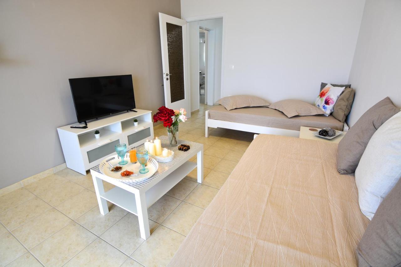 Olea Apartments ซิโลกาสโตร ภายนอก รูปภาพ